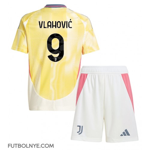 Camiseta Juventus Dusan Vlahovic #9 Visitante Equipación para niños 2024-25 manga corta (+ pantalones cortos)